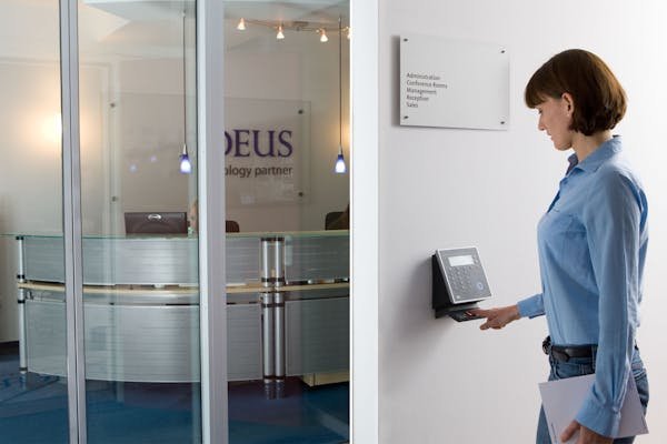 Sécurité efficace : alarme pour entreprise à Nîmes