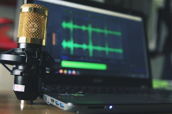 Voice-over : donnez vie à vos projets audiovisuels !